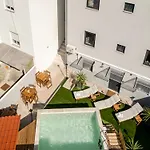 Aparthotel Deskanzo - Silva Brinco 3*