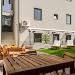 Deskanzo - Silva Brinco Aparthotel