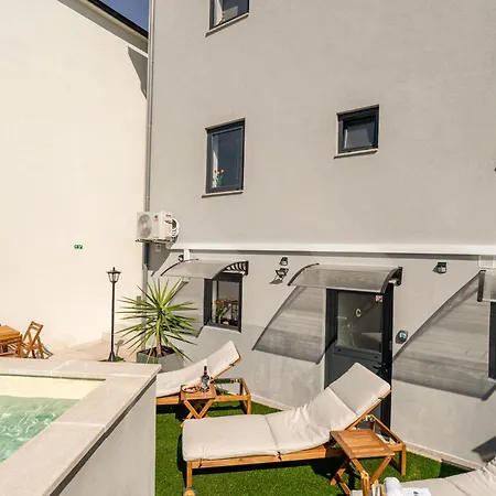 Deskanzo - Silva Brinco Apart-hotel São Mamede de Infesta