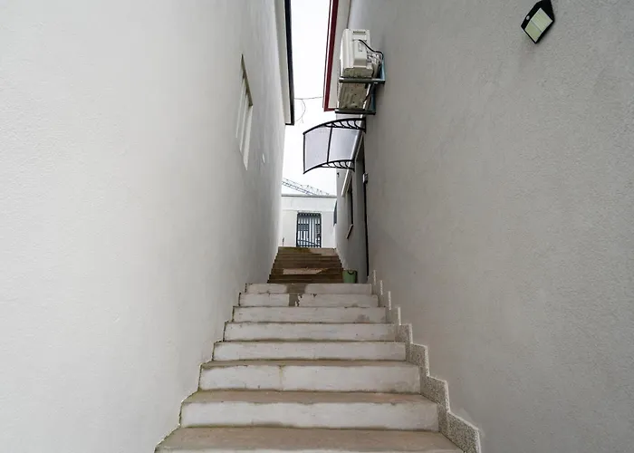 Aparthotel Deskanzo - Silva Brinco 3*