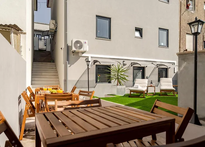 Deskanzo - Silva Brinco Aparthotel